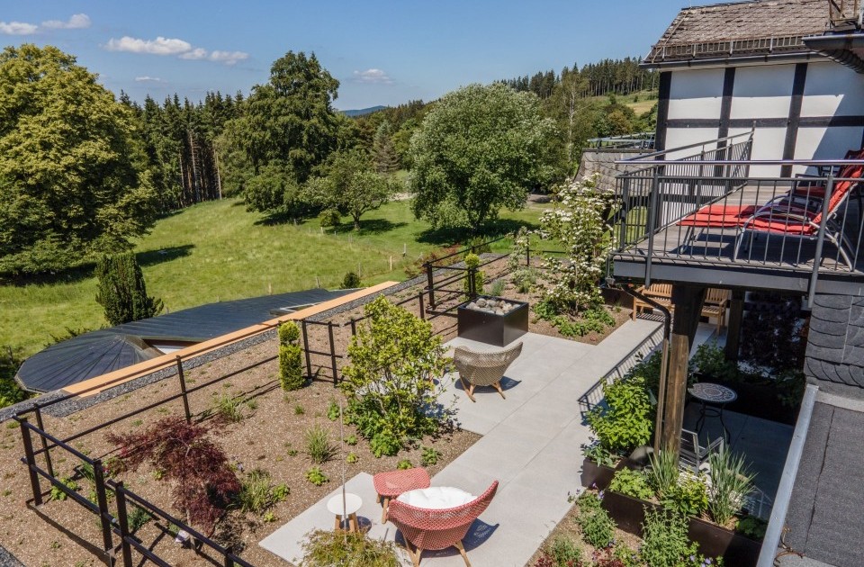 Gesamtansicht des Dachgartens vom Hotel Jagdhaus Wiese im Sauerland