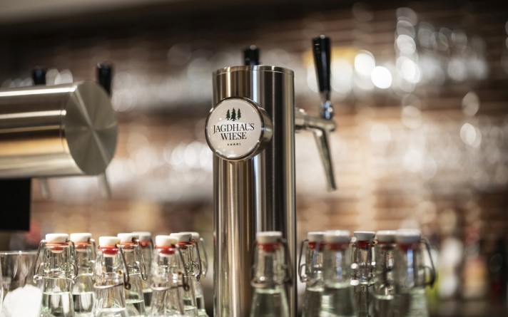 The bar at the Hotel Jagdhaus Wiese in the Sauerland is also popular with local guests from Schmallenberg.