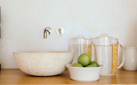 Kaffee, Tee, Obst und Tafelwasser stellen wir Ihnen als Gast im Hotel Jagdhaus Wiese im Sauerland ganztägig kostenfrei zur Verfügung.