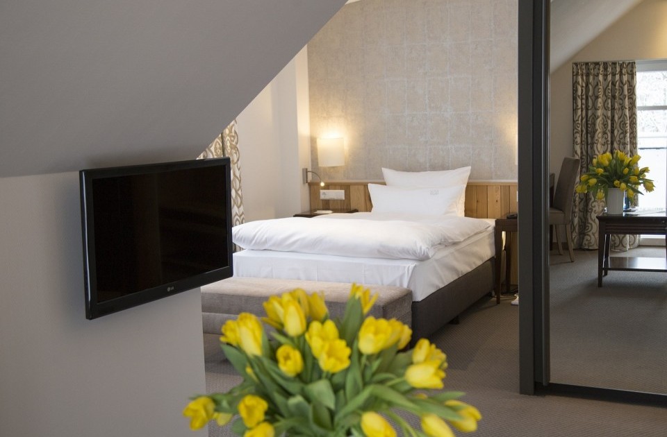 Einige Einzelzimmer Comfort im Hotel Jagdhaus Wiese im Sauerland verfügen über ein breites Queensize Bett