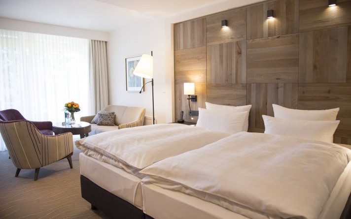 Comfort family suite with balcony at the Jagdhaus Wiese family hotel in the Sauerland