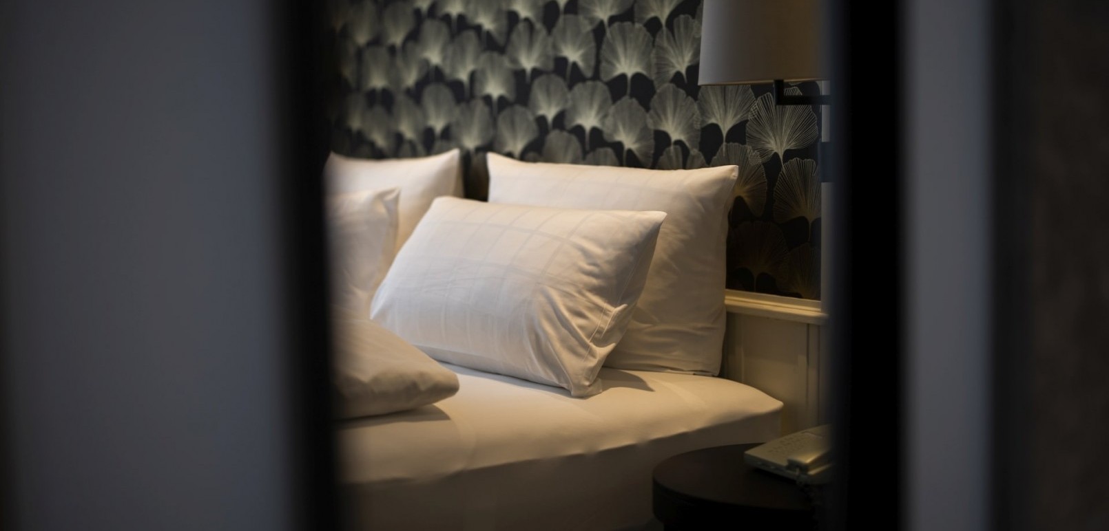 Mood picture of a hotel bed in the Hotel Jagdhaus Wiese in the Sauerland